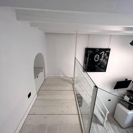 Appartement Amazing Little Loft In The Center Of Milan Extérieur photo