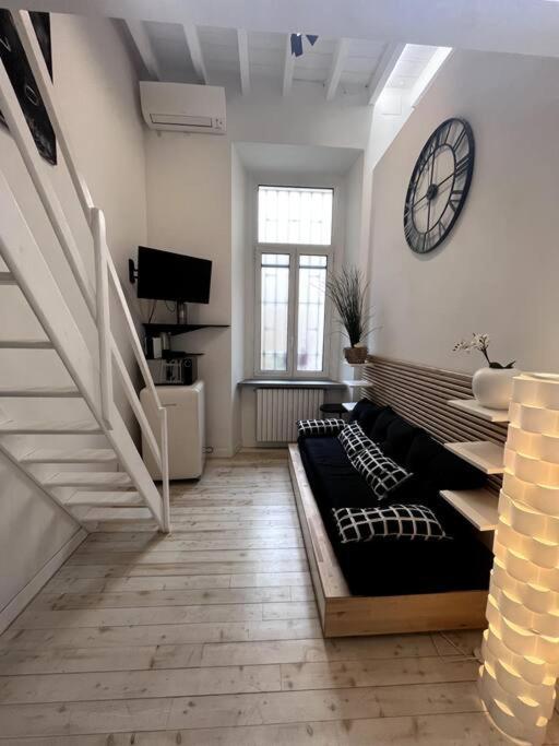 Appartement Amazing Little Loft In The Center Of Milan Extérieur photo